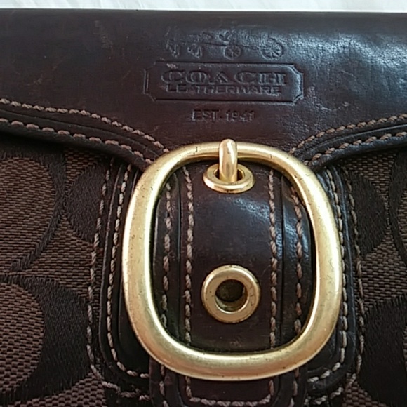 Coach Signature Bleeker in Fuchsia Leather wallet - Picture 3 of 8